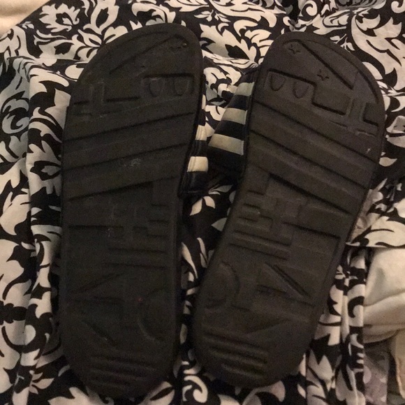 Adidas slides - Picture 2 of 2